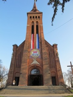  Parafia Rzymsko Katolicka p.w. Świętej Trójcy w Komarowie 